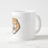 Mutiger Löwenbecher | Ästhetischer Tierkaffeebeche Jumbo-Tasse (Vorderseite Rechts)