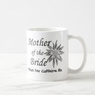Mutter der Braut braucht ihre Koffeinkorrektur Kaffeetasse