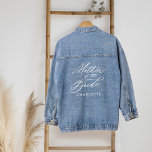 Mutter der Brautenschrift Braut Braut Braut Braut Jeansjacke<br><div class="desc">Unsere minimale und elegante "Mutter der Braut"-Dim-Jacke ist mit der modernen Script-Kalligraphie "Mutter der Braut" ausgestattet. Entworfen, um den Kopf an Ihren besonderen Tag drehen zu lassen. Ob Sie eine trendsetter Braut sind oder das perfekte Geschenk für ihre Mutter der Braut suchen, diese Jacke ist eine Must-Have Ergänzung zu Ihrem...</div>