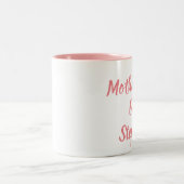 Mutter der Bride Pink Script Hochzeiten Zweifarbige Tasse (Mittel)