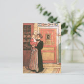 Mutter, die ein Baby in der Küche hält Postkarte (Stehend Vorderseite)