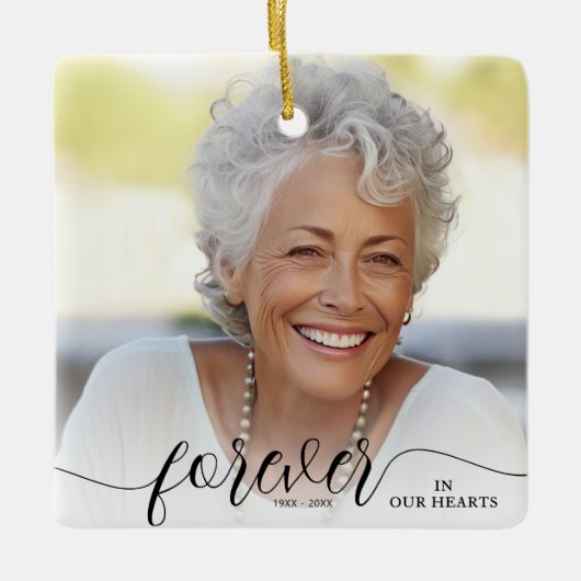 Mutter für immer in unserem Hearts Memorial Foto Keramikornament (Vorderseite)