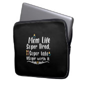 Mutter Geschenke Mama Life Super Tired Laptopschutzhülle (Vorderseite Links)