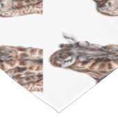 Mutter Giraffe mit Baby Giraffe Tischdecke (Schrägansicht)