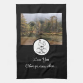 Mutter Hen Nesting w Monogram Egal Foto Geschirrtuch (Vertikal)