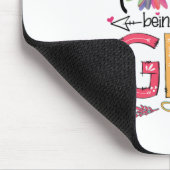 Mutter I Liebe wird als Gigi Sonnenblume Geburtsta Mousepad (Ecke)