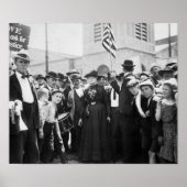 Mutter Jones mit streikenden Arbeitnehmern - 1903 Poster (Vorne)