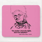 Mutter Jones Zitat: "Egal, was der Figh Mousepad (Vorne)