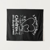 Mutter schenkt Mutter ein Herz Wandteppich (Vorderseite (Horizontal))