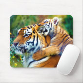 Mutter-Tiger mit Baby CUB-Klettern und beißendes Mousepad (Mit Mouse)