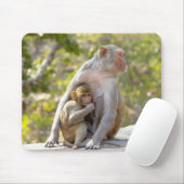 Mutter und Baby Rhesus Macaque Affen an Wand Mousepad (Mit Mouse)