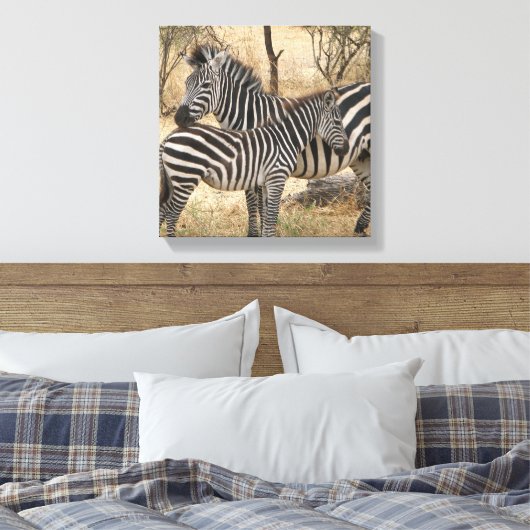 Mutter und Baby Zebra Canvas Print Leinwanddruck (Insitu (Schlafzimmer))