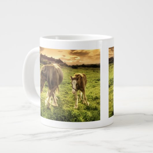 Mutter und Fohlen Jumbo-Tasse (Vorderseite Links)