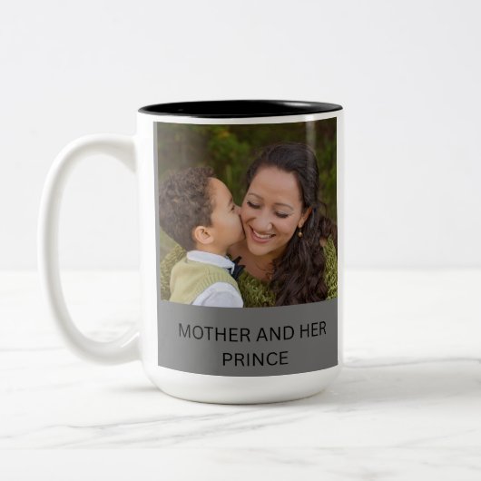 MUTTER UND IHR PRINZ ZWEIFARBIGE TASSE (Links)