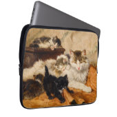 Mutter und ihre Kätzchen Laptopschutzhülle (Vorne Rechts)