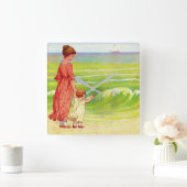 Mutter und Kind am Strand Quadratische Wanduhr (Zuhause)