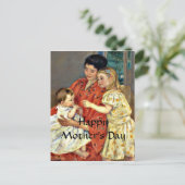 Mutter und Sara Admiring the Baby - Muttertag Postkarte (Stehend Vorderseite)