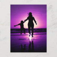 Mutter und Sohn Child Beach Jumping