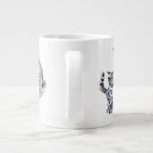 Mutter und Sohn Jumbo-Tasse (Rückseite)