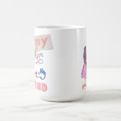 Mutter und Tochter in Lila Kleiderdarstellung Kaffeetasse (Mittel)