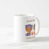 Mutter von Twins Baby Girl Bear Jumpsuit Kaffeetasse (VorderseiteRechts)
