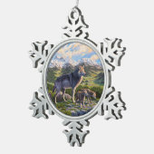 Mutter Wolf & Welpen Bergflusstal Schneeflocken Zinn-Ornament (Rechts)