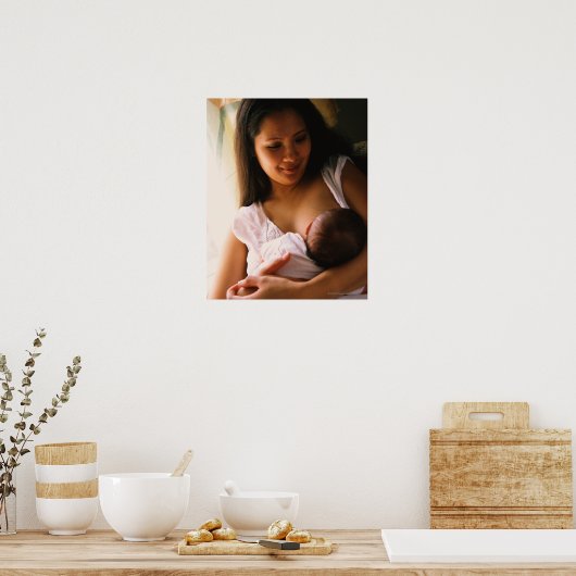 Mutterbrasse Fütternd Neugeborene Poster (Küche)