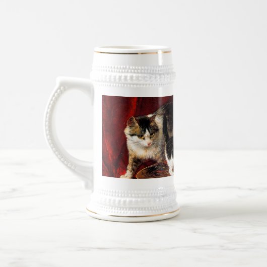 Mutterkatze und Kätzchen am Tisch Bierglas (Links)
