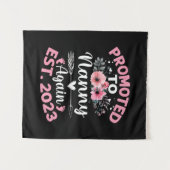 Mutterkunde | Erneut für Gruscha 2023 Wandteppich (Vorderseite (Horizontal))