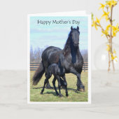 Mutterschaft: Glücklicher Muttertag beim Schreiben Karte (Gelbe Blume)