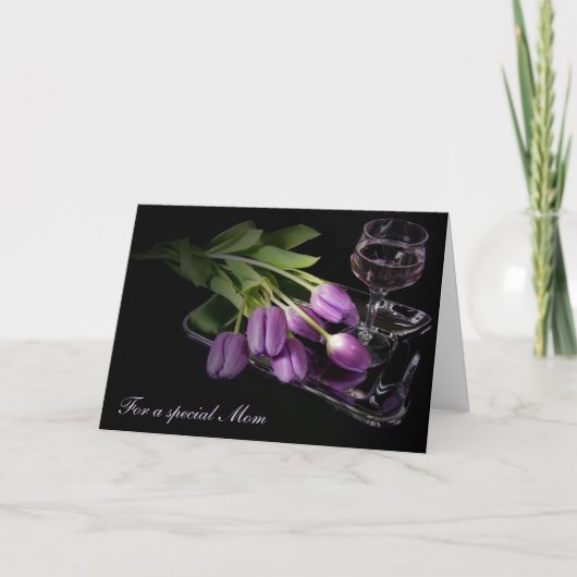 Muttertag Wein und lila Tulpen Karte (Vorderseite)
