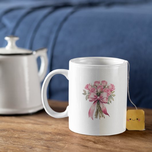 Muttertags-Rosenbouquet in Rosa – Elegante Blumenจ Kaffeetasse