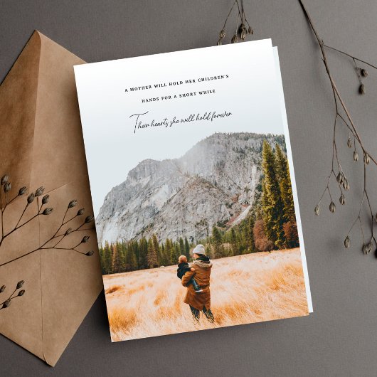 Muttertagsvorsatz im Herzen gefälscht Feiertagskarte