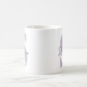 Muttertrag | Moderne violette Monogramm-Initiale M Kaffeetasse (Mittel)