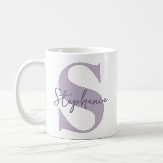 Muttertrag | Moderne violette Monogramm-Initiale M Kaffeetasse (Links)