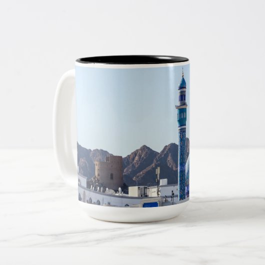 Muttrah Moschee - Muscat, Oman Zweifarbige Tasse (Vorderseite Links)