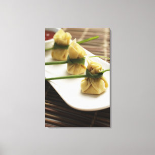 mutwillige Mehlklöße mit weißer Chilisoße Leinwanddruck