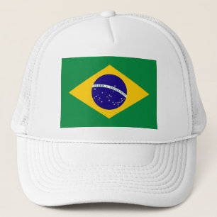 Mütze mit Bild der Fahne von Brasil.