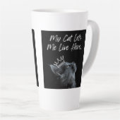My Cat Lets Me Live Here Milchtasse (Rechte Ecke)
