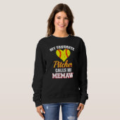 My Favorite Pitcher Calls Me Memaw Pitcher Softbal Sweatshirt (Vorne ganz)