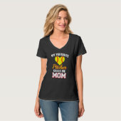 My Favorite Pitcher Calls Me Mom Pitcher Softball T-Shirt (Vorderseite Vollansicht)