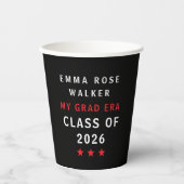 My Grad Era Class of 2026 Red Stars Text Design Pappbecher (Vorderseite)