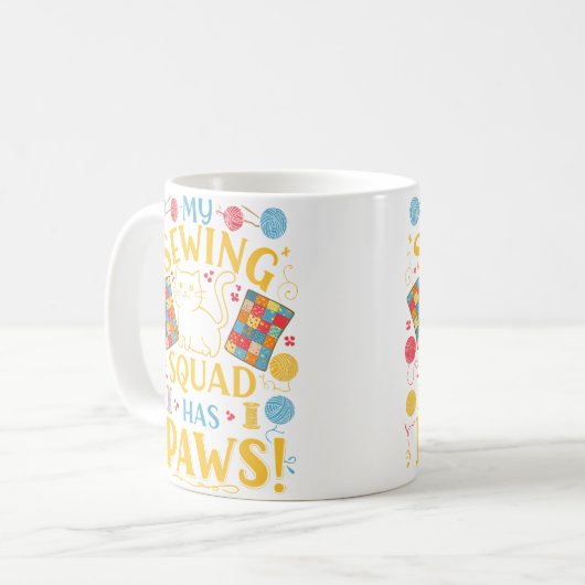 My Sewing Squad Has Paws Funny Cat Quilting Kaffeetasse (Vorderseite Links)