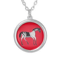 Mycenaean griechisch Inspiriert Red Horse Necklace