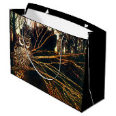 Mysteriöse Burg im Wald und Uhu Große Geschenktüte (Rückseite Schrägansicht)