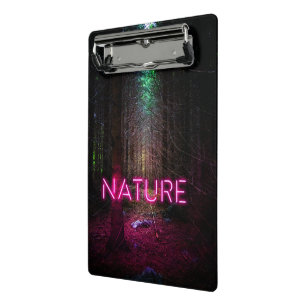 Mysteriöse Fichtenwälder Natur Neon magenta Zeiche Mini Klemmbrett
