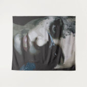 Mysteriöse Frau mit Raven Wandteppich (Vorderseite (Horizontal))