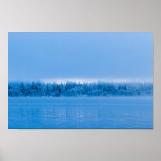 Mysteriöser Nebel über den verschneiten See Bohinj Poster (Vorne)