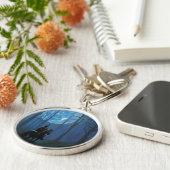 Mysteriöser Schwarzer Ritter im Mondlichtwald Schlüsselanhänger (Seite)