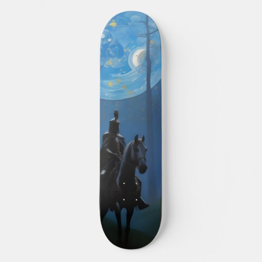 Mysteriöser Schwarzer Ritter im Mondlichtwald Skateboard (Vorderseite)